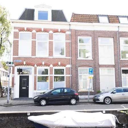 ベッド・アンド・ブレックファスト Brouwersvaart *